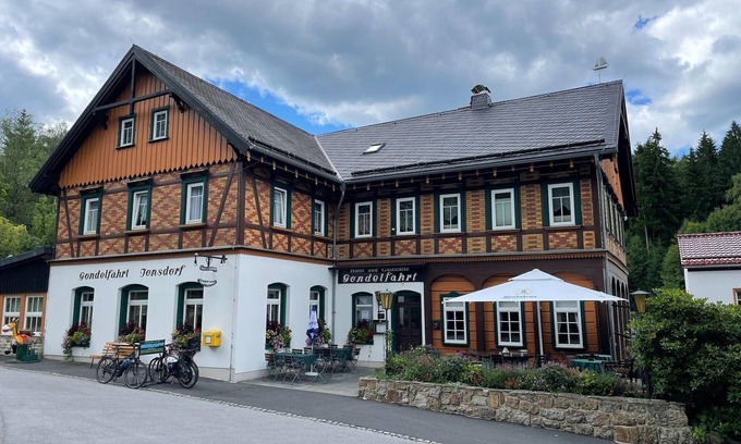 Jablonne v Podjestedi House | Holiday Home Knežice near Jested Ski