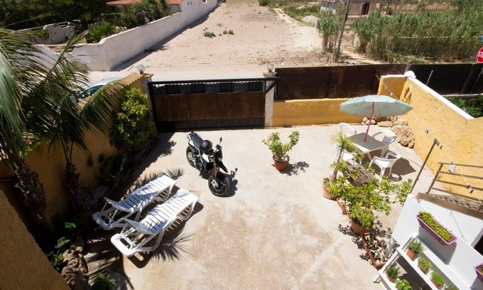 Marsala House | Holiday Home "A Due Passi Dal Mare" with Sea View & Wi-Fi