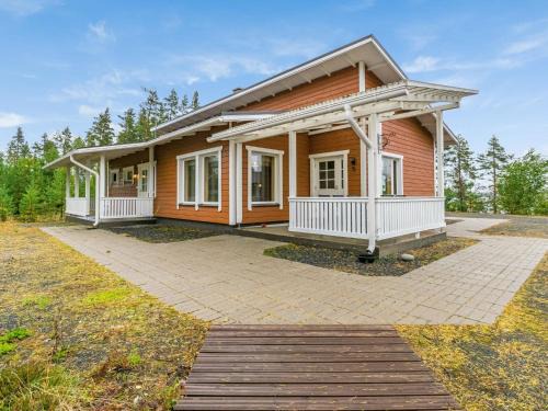 Kesaelahti House | Holiday Home Aurinkoranta by Interhome