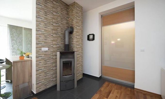 Klis House | Holiday Home Elijah Creek - One Bedroom Home with Pool