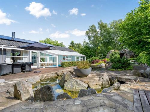 Bøtø By House | Holiday Home Ellie - 700m from the sea by Interhome