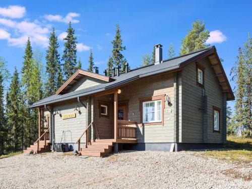 Yllasjarvi House | Holiday Home Hillakka a by Interhome