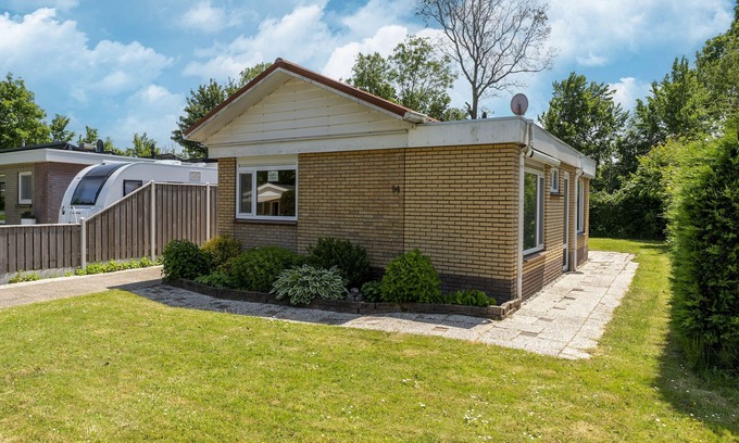 Baarland House | Holiday home in Baarland with garden