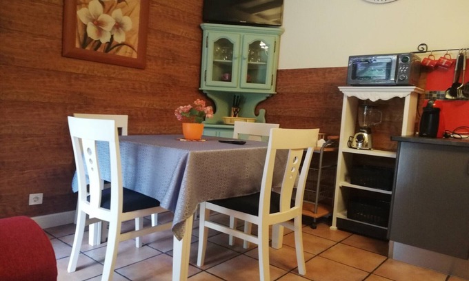 Villaescusa House | Holiday Home in Spain with Terrace & BBQ