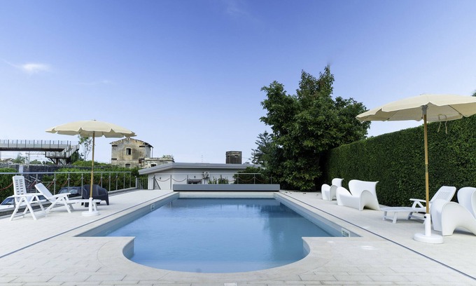 Carruba House | Holiday Home 'Tropical House' with Sea View, Private Pool & Wi-Fi