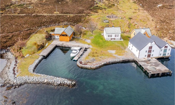 Sande House | Holiday Home Kvamsøy Storholmen