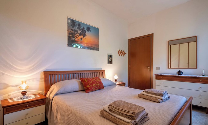 Osilo House | Holiday Home 'La Casa In Campagna' with Mountain View, Shared Terrace and Wi-Fi