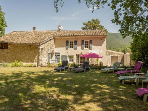 Le Poet-Laval House | Holiday Home La Chambaillarde by Interhome