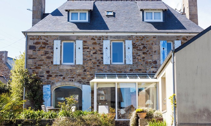 Perros-Guirec House | Holiday Home 'Maison Bretonne Madame Est Servie' with Sea View, Private Terrace and Wi-Fi