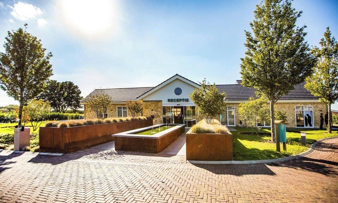 Gasthuis House | Holiday home with gas fireplace & bath