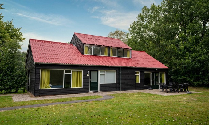 Midlaren House | Holiday Home with sauna