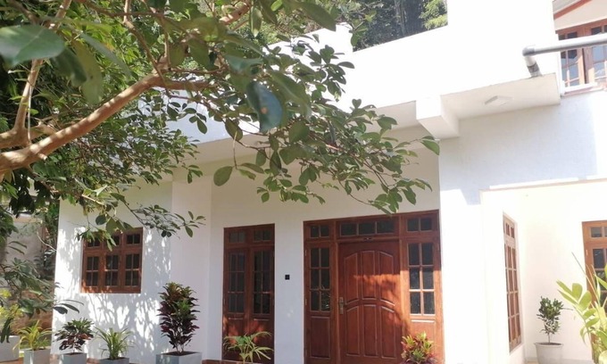 Kandy House | Holiday house Arambegama for 4 persons with 3 bedrooms - Holiday home