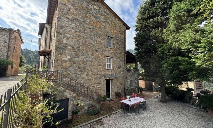 Castelvecchio House | Holiday house Capannori for 1 - 6 persons with 3 bedrooms - Holiday home