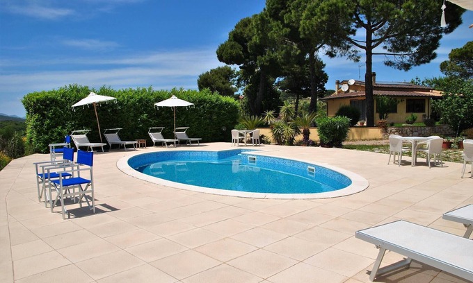 Itri House | Holiday house Itri for 1 - 4 persons with 2 bedrooms - Twin house