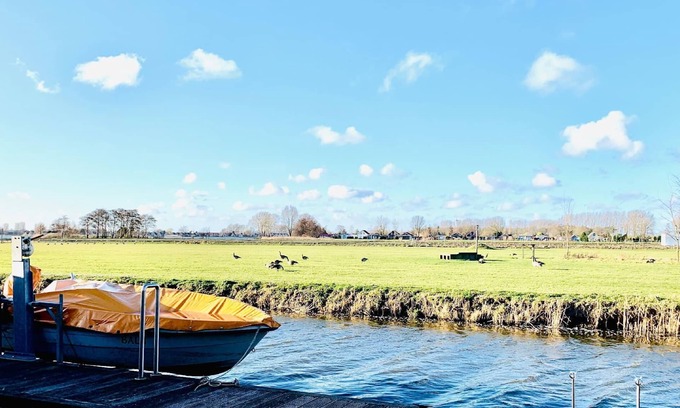 Onderdijk House | Holiday house Wervershoof for 1 - 6 persons with 2 bedrooms - Holiday house