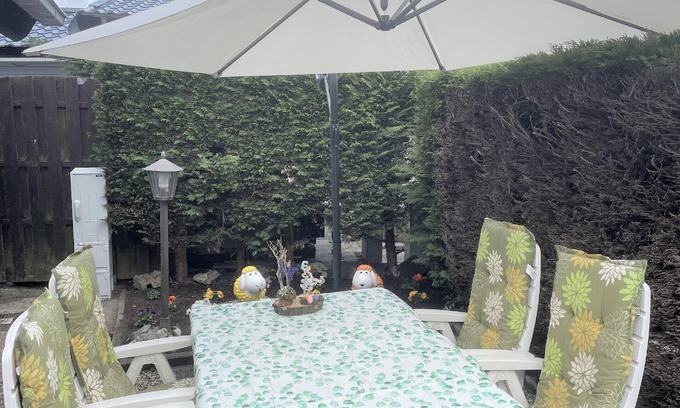 Onderdijk House | Holiday house Wervershoof for 1 - 6 persons with 3 bedrooms - Holiday house