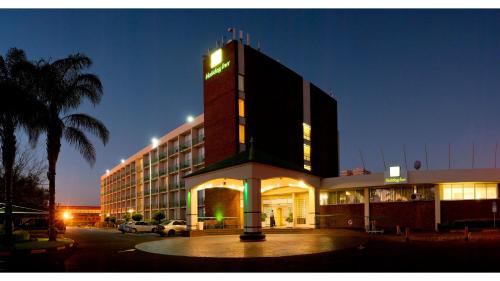 Bulawayo Hotel | Holiday Inn - Bulawayo by IHG