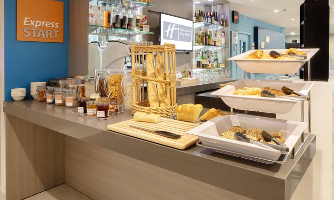 Amiens Hotel | Holiday Inn Express Amiens by IHG