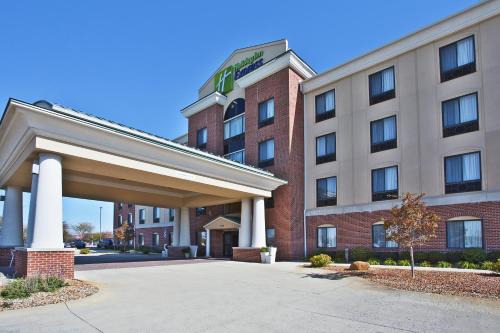 Anderson Hotel | Holiday Inn Express Hotel & Suites Anderson by IHG