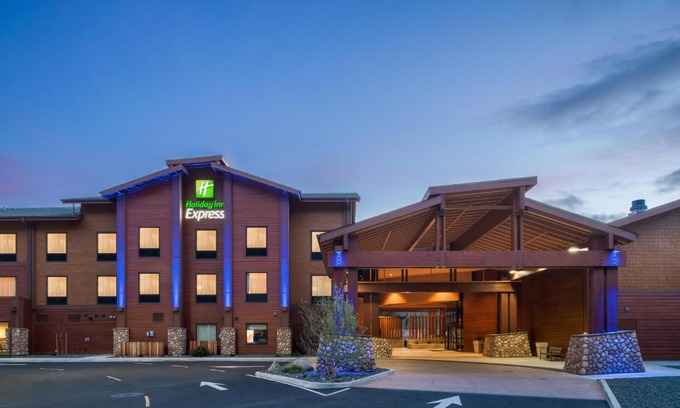 Klamath Hotel | Holiday Inn Express Klamath - Redwood Ntl Pk Area by IHG