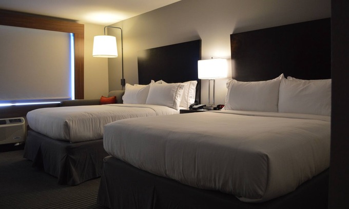 Claremore Hotel | Holiday Inn Express & Suites Tulsa NE - Claremore, an IHG Hotel