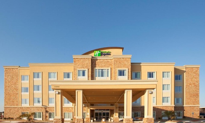 Buda Hotel | Holiday Inn Express & Suites Austin South-Buda by IHG