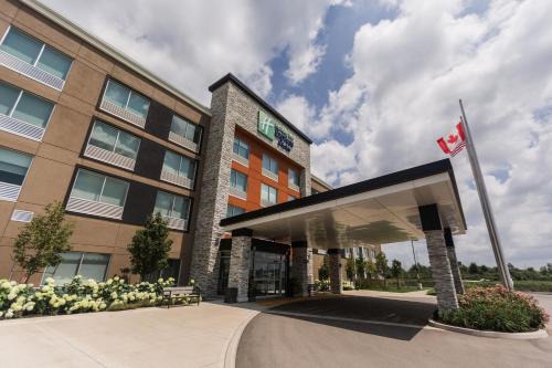 Welland Hotel | Holiday Inn Express & Suites - Welland