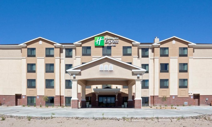 Deming Hotel | Holiday Inn Express & Suites Deming Mimbres Valley by IHG