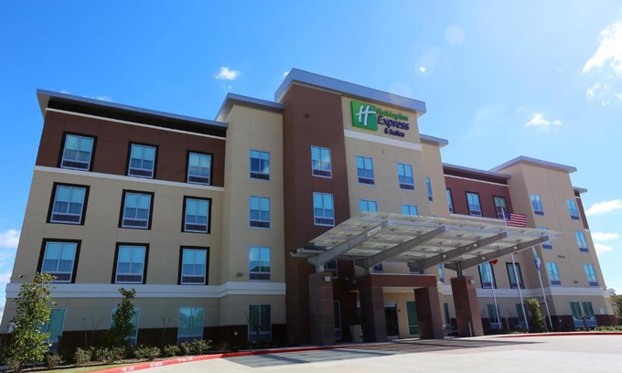 Barker Hotel | Holiday Inn Express & Suites Houston NW - Hwy 290 Cypress by IHG