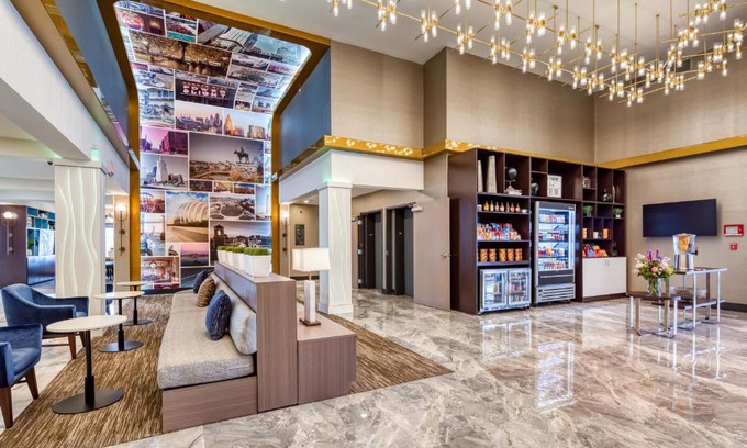 Downtown Kansas City Hotel | Holiday Inn Kansas City - Downtown by IHG