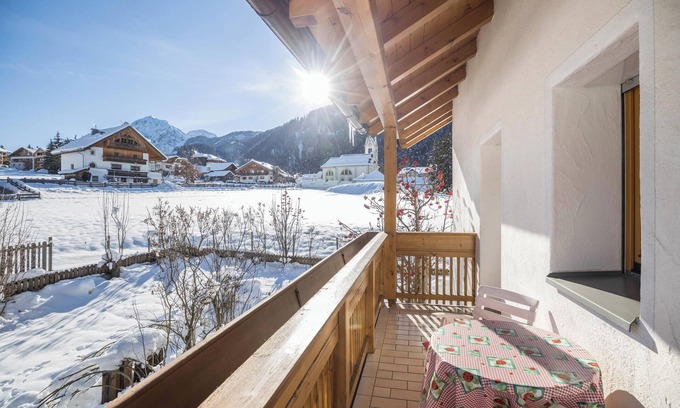 Mareo Apartment | Holiday Apartment "3 - Ciasa Primula"