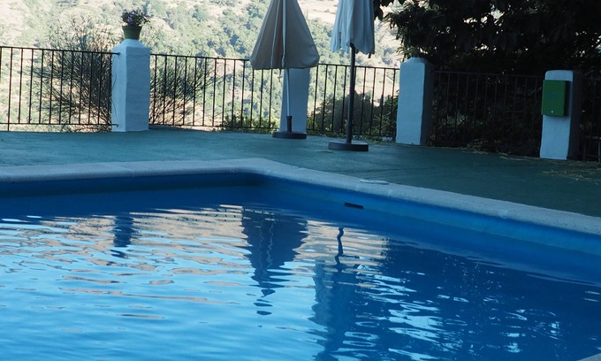 Bubion Apartment | Holiday rental with fantastic views In National Park of Sierra Nevada, Alpujarras, Granada