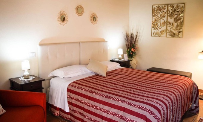 La Campigliola Other | Holiday room 'Gorse Room