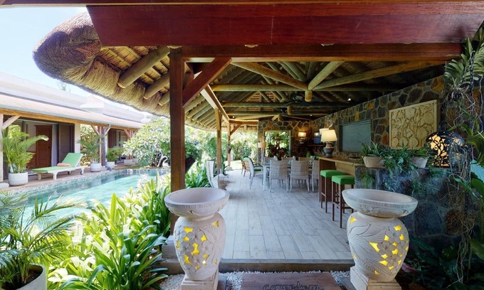 Cap Malheureux Villa | Holiday Villa with Swimming Pool