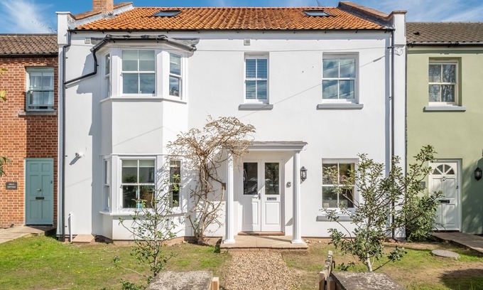 Wells-next-the-Sea House | Holly House, Wells-next-the-Sea, Norfolk