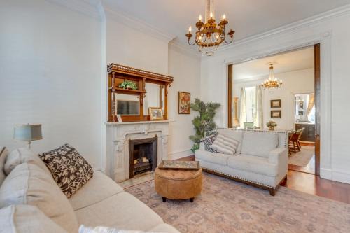 Lafayette Square House | Home 2 Mi to Dtwn St Louis Great for Families!