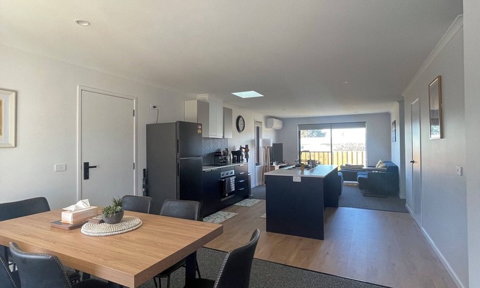 Brighton House | Home away from home in Brighton