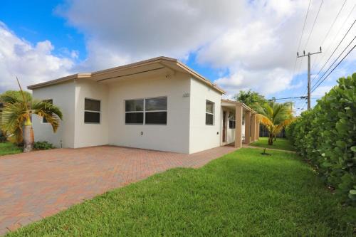 Hollywood House | Home away from home