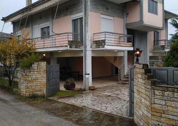 Mavromati Villa | home by the river