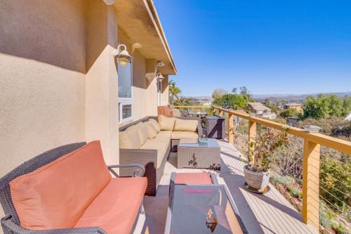 Thousand Oaks House | Home Close to Trails and Shopping in Thousand Oaks!