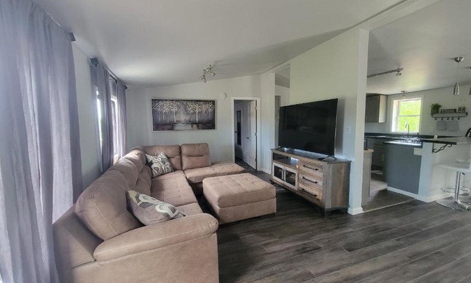 Elkhart Lake House | Home in Elkhart Lake near Rd Am.