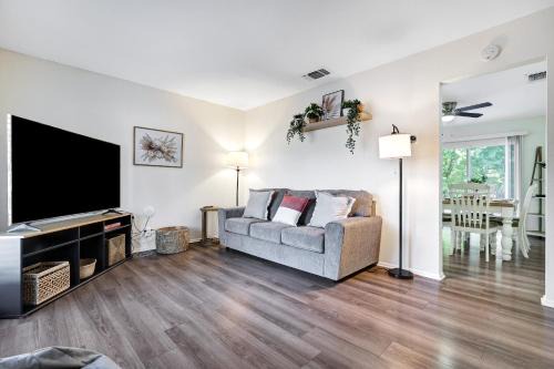 North San Antonio - SAT House | Home Nr River Walk Dt Airport Bbq Games Pets