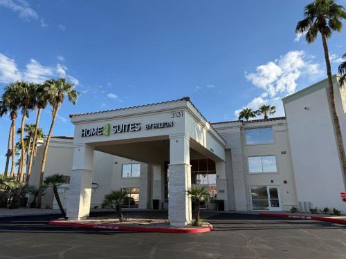 South Scottsdale Resort | Home2 Suites by Hilton Scottsdale Old Town