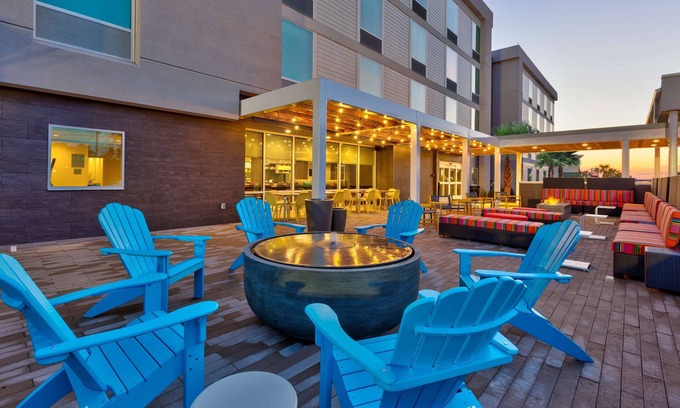 Wilmington Hotel | Home2 Suites by Hilton Wilmington Wrightsville Beach