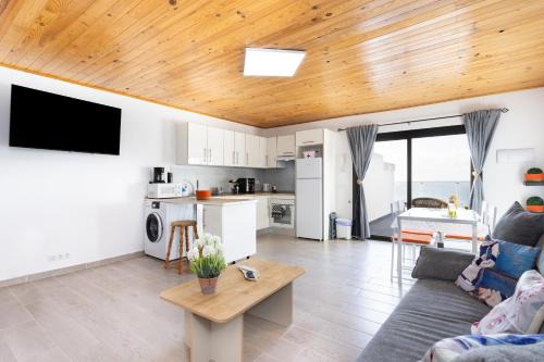 Los Gavilanes Apartment | Home2Book Peaceful Apt & Sea View Terrace in Arico