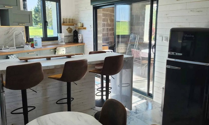 Saint-Vaast-en-Cambresis Apartment | Homerez - Apartment in Saint-Vaast-en-Cambrésis