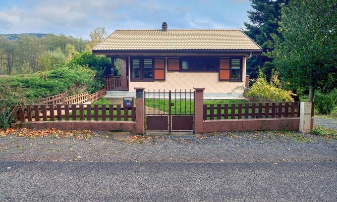 Pierre-Percee House | Homerez - Amazing house for 6 ppl. with terrace and balcony at Pierre-Percée
