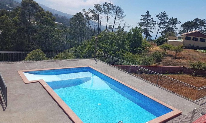 Prazeres Apartment | Homerez - Apartment in Prazeres