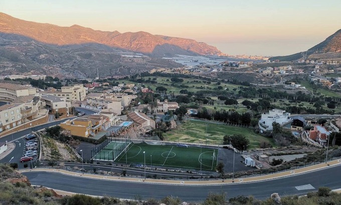 La Envia Apartment | Homerez - Apartment in Vícar, jacuzzi