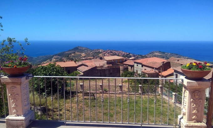 San Mauro Cilento Apartment | Homerez - Appartement 7 km away from the beach for 2 ppl. at San Mauro Cilento